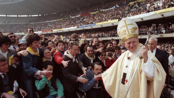 17 aprile 1988 la beatificazione di don Giovanni Calabria